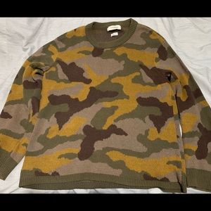 Urban Outfitters Camo Sweater (S)